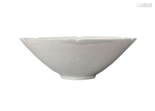 A Chinese porcelain qingbai glazed bowl