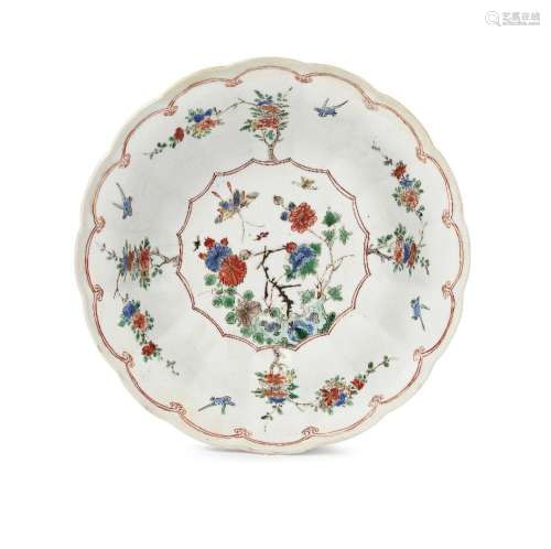 A Chinese porcelain lobed bowl