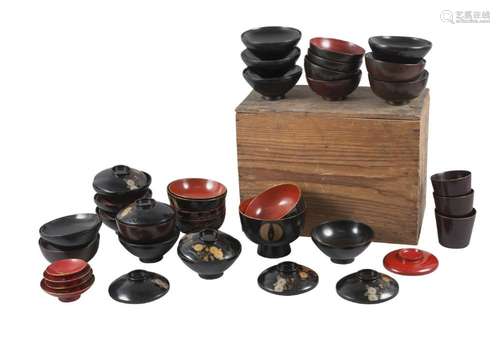 A large collection of Japanese lacquered bowls