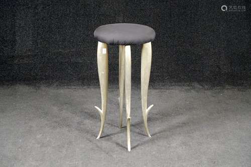 Philippe Starck		Tabouret de bar. Modèle “Royalto...