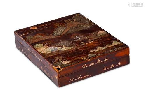 A MOTHER-OF-PEARL INLAID LACQUER BOX AND COVER, Qi