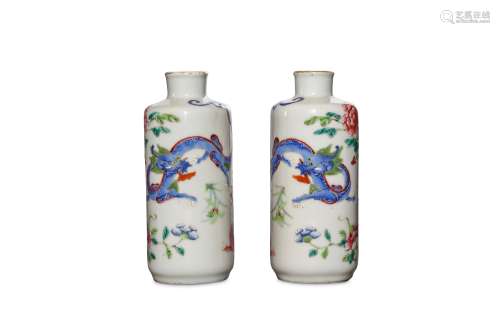 A PAIR OF CHINESE FAMILLE ROSE 'DRAGON' VASES. Qin