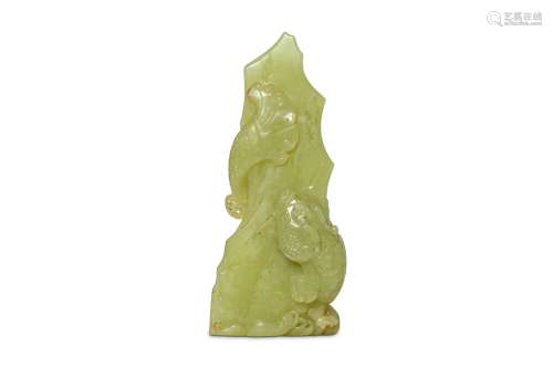 A CHINESE YELLOW JADE ‘DRAGON’ CARVING. Qing Dynas