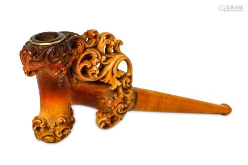 A EUROPEAN MEERSCHAUM PIPE WITH AMBER STEM.  The b
