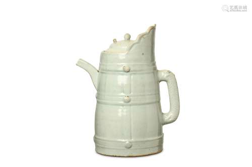 A CHINESE QINGBAI EWER AND COVER. Yuan Dynasty. Th