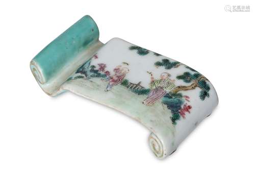 A CHINESE FAMILLE ROSE WRIST REST. Qing Dynasty. O