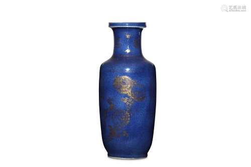 A CHINESE GILT-DECORATED POWDER BLUE VASE. Qing Dy