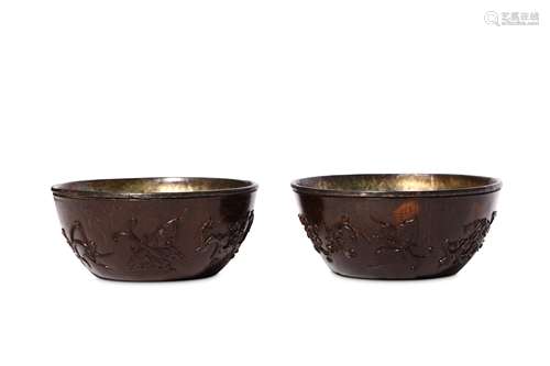 A PAIR OF CHINESE CARVED COCONUT CUPS. Qing Dynast