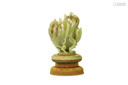 A CHINESE CARVED YELLOW JADE ‘FINGER CITRON’ VASE.