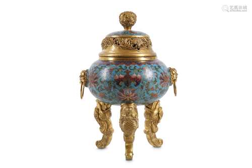 A CHINESE CLOISONNÉ ENAMEL TRIPOD CENSER AND COVER
