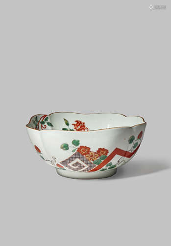 A JAPANESE ARITA BOWL C.1700 The square body with lobed sides and raised on a short circular foot,