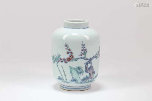 A Chinese Famille-Rose Porcelain Jar