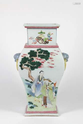 A Chinese Famille-Rose Porcelain Vase