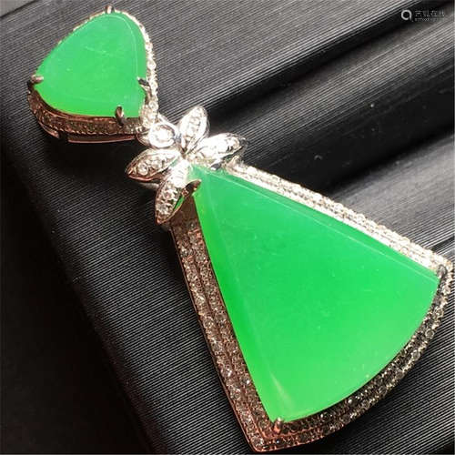 18K WHITE DIAMOND GOLD NATURAL JADEITE PENDANT