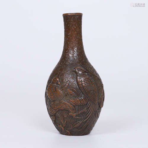 CHINESE BRONZE ENGRAVED BIRD AND FLOWER VASE