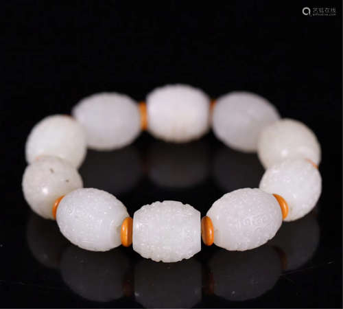 CHINESE WHITE JADE BEAD BRACELET