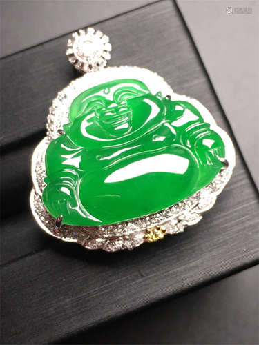 18K WHITE DIAMOND GOLD NATURAL JADEITE BUDDHA PENDANT