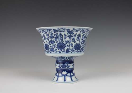 CHINESE BLUE WHITE STEM CUP