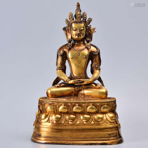 CHINESE GILT BRONZE FIGURE OF AMITAYUS