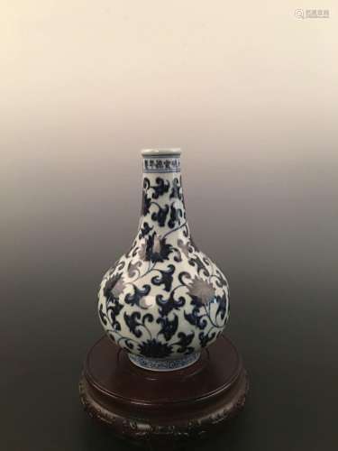 Chinese Blue & White Porcelain Vase