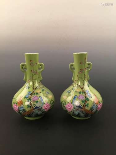 Chinese Green Ground Enamel Pair Vase Yong Zheng Mark