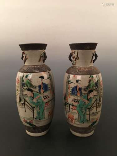 Chinese Wucai Vase With Kang Xi Mark