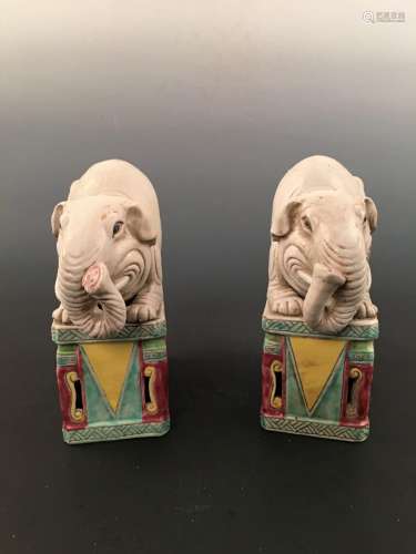 White Glazed Ceramic Elephant Pair