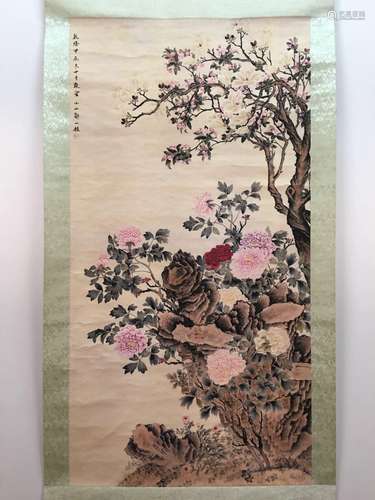 Chinese Hanging Scroll Of Flowers And Birds With Zou Yi Gui's Sign