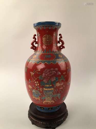 Chinese Famille Rose Red Background Gilt Peony Vase With Kang Xi Mark