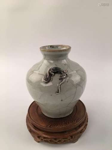 Chinese Ge Ware Jar With Dragon