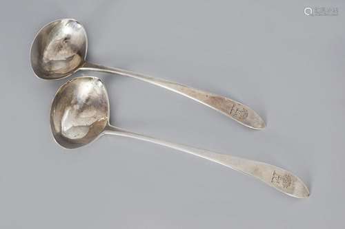 PAIR OF IRISH SILVER SAUCE LADLES