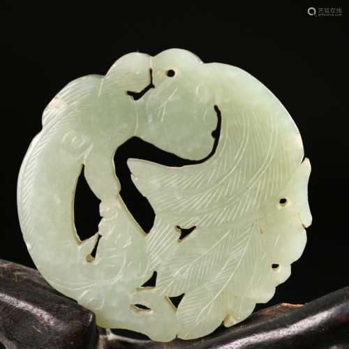 A Chinese Pale Jade Carved Pendant, Qing Dynasty