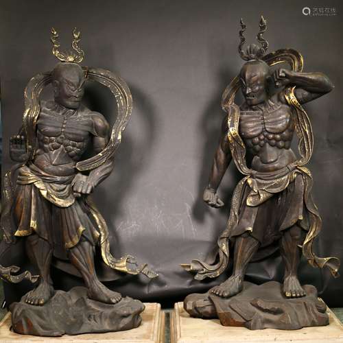 Two Magnificent Large Gilt-Bronze Statues,Mingji Period