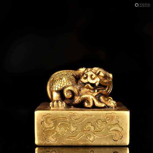 A Chinese Gilt Bronze 