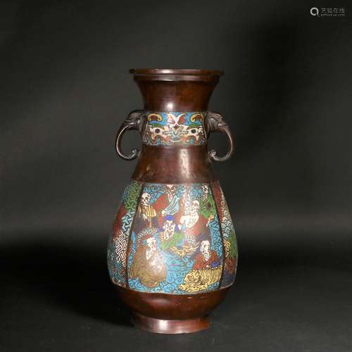 A CHINESE CLOISONNÉ VASES