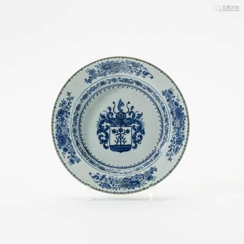 A Chinese export blue and white armorial deep plate for