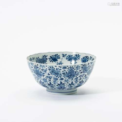 A Chinese blue and white floral bowl