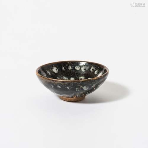 A Chinese Jizhou black-glazed bowl