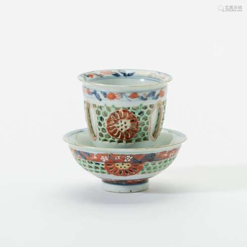 A Chinese Imari openworked cup and stand