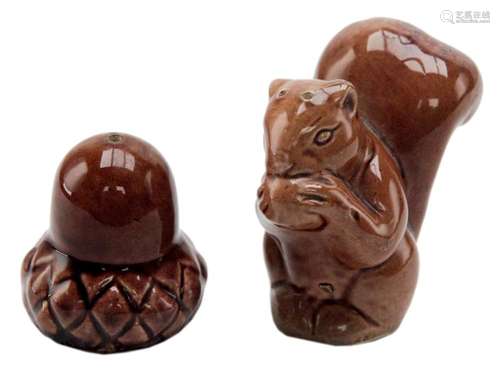 Squirrel and Nut Salt & Pepper Shaker 50's