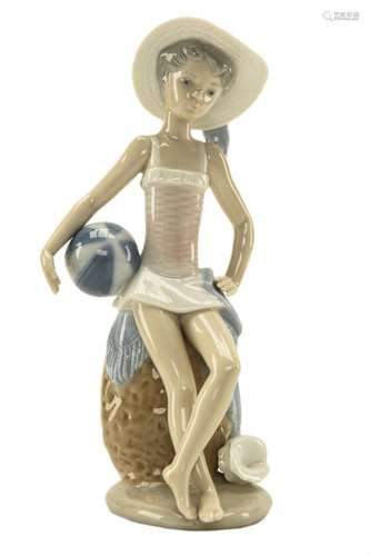 LLADRO Beach Girl with Beach Ball