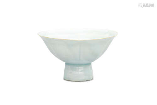Northern Song dynasty A qingbai six-lobed stem cup