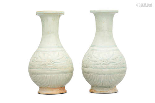 Late Southern Song to Yuan dynasty A pair of large qingbai moulded vases