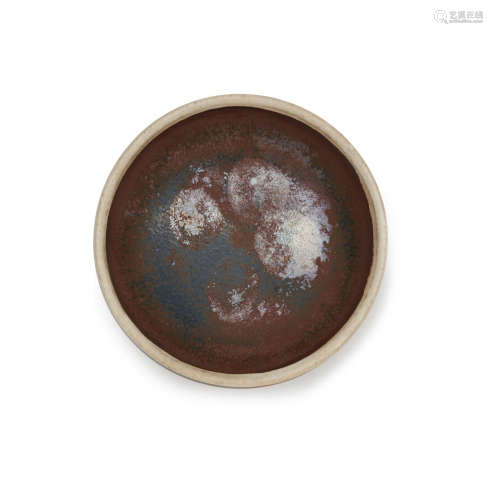12th/13th century A small Cizhou brown-glaze bowl with white rim