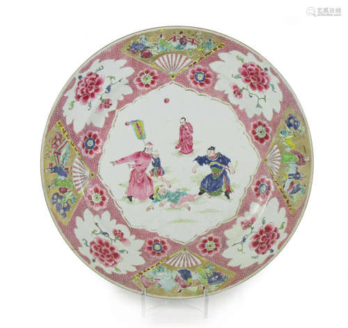 Yongzheng A large famille rose circular wall plaque