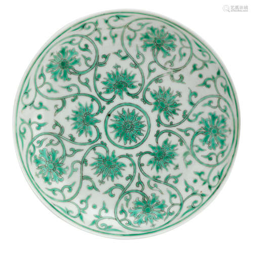 Daoguang seal mark A green-enamelled 'lotus' saucer dish