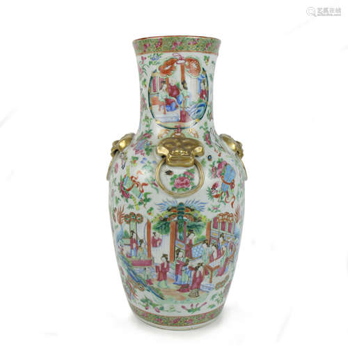 19th century A famille rose vase