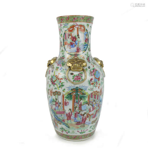 19th century A famille rose vase