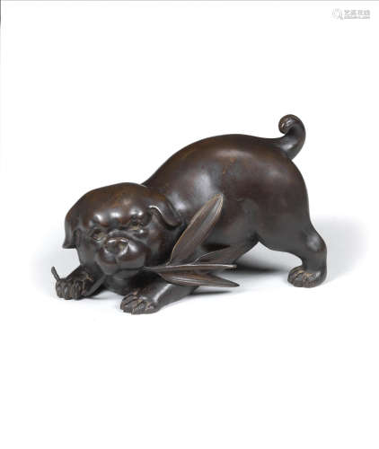 By Nakahara Tsunenobu, Meiji era, late 19th/early 20th century  A bronze okimono of a plump puppy