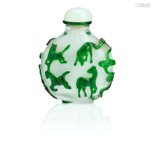 19th century An overlay glass 'Eight Horses of Mu Wang' snuff bottle